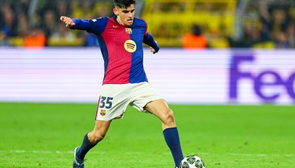 华体会动态-马卡报：巴萨首要任务注册什琴斯尼，但也在推进注册杰拉德-马丁